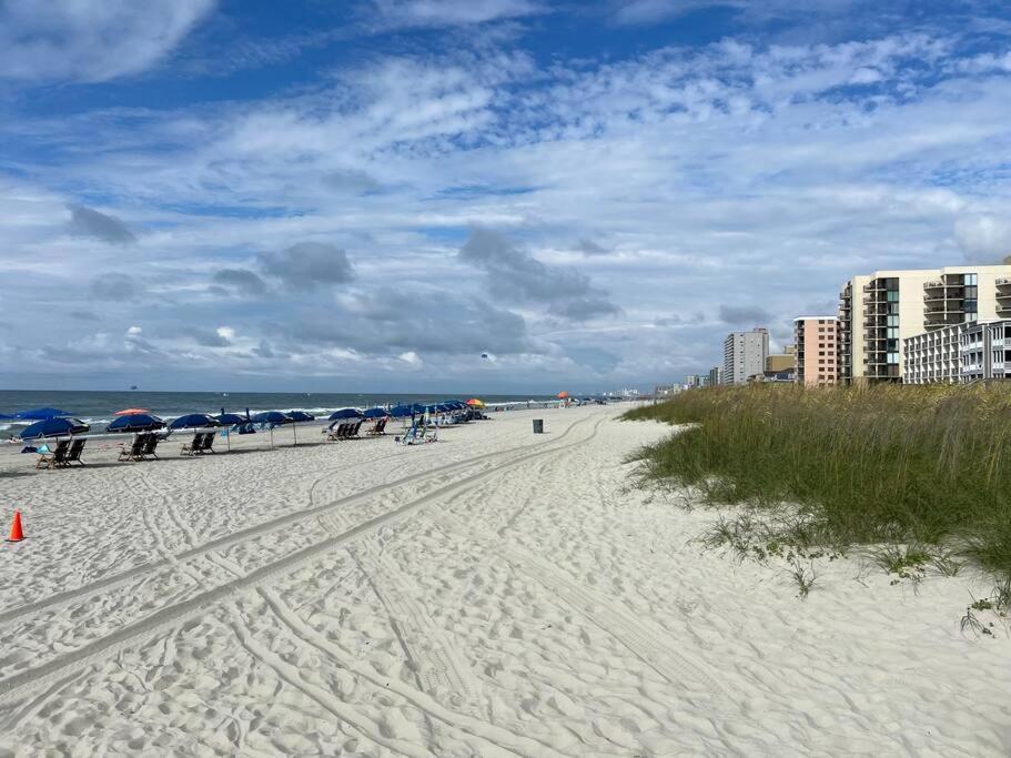 Ferienwohnung Stylish Haven New Walk To The Ocean Smart Tvs Wifi Myrtle Beach Exterior foto